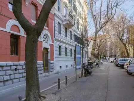 Διαμέρισμα Viale Xx Settembre 68 *